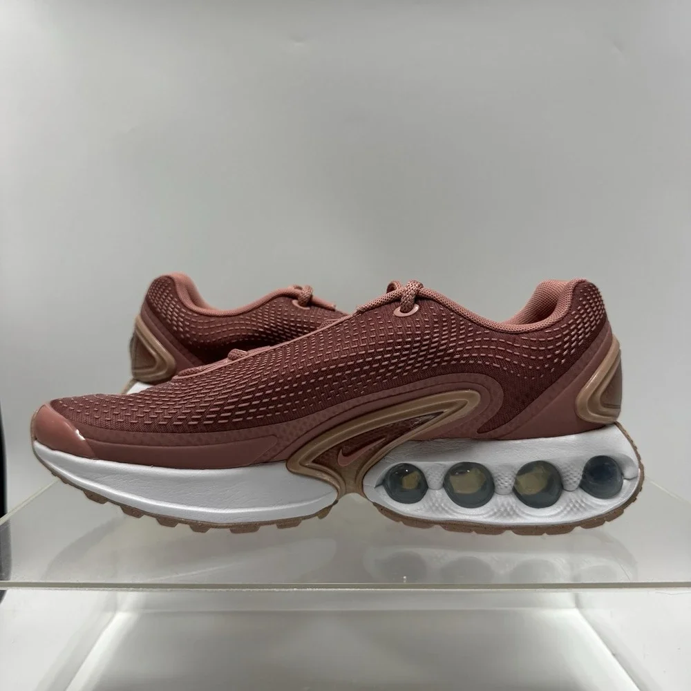 Brand New Nike Air Max DN Red Stardust Rose Whisper FJ3145-600 Women's Size 9.5